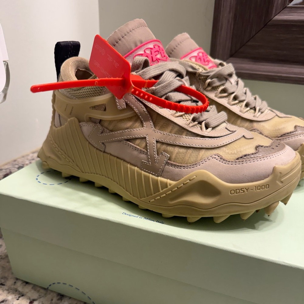 Off-White Beige Odsy 1000 Sneakers